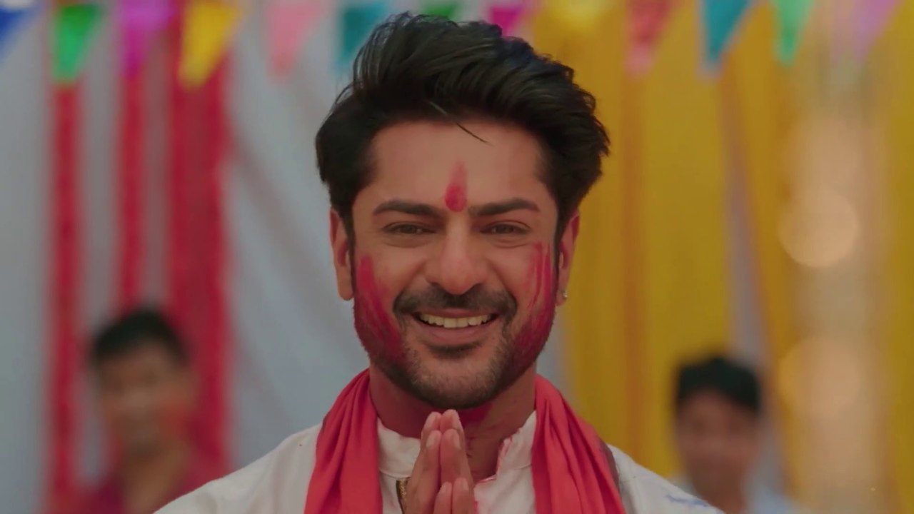 Adarsh entry scene in Pratigya 2