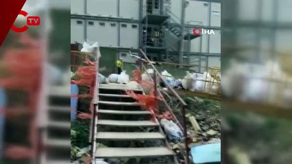 İşçilerin lodostan korunmak için girdikleri binanın çatısı uçtu