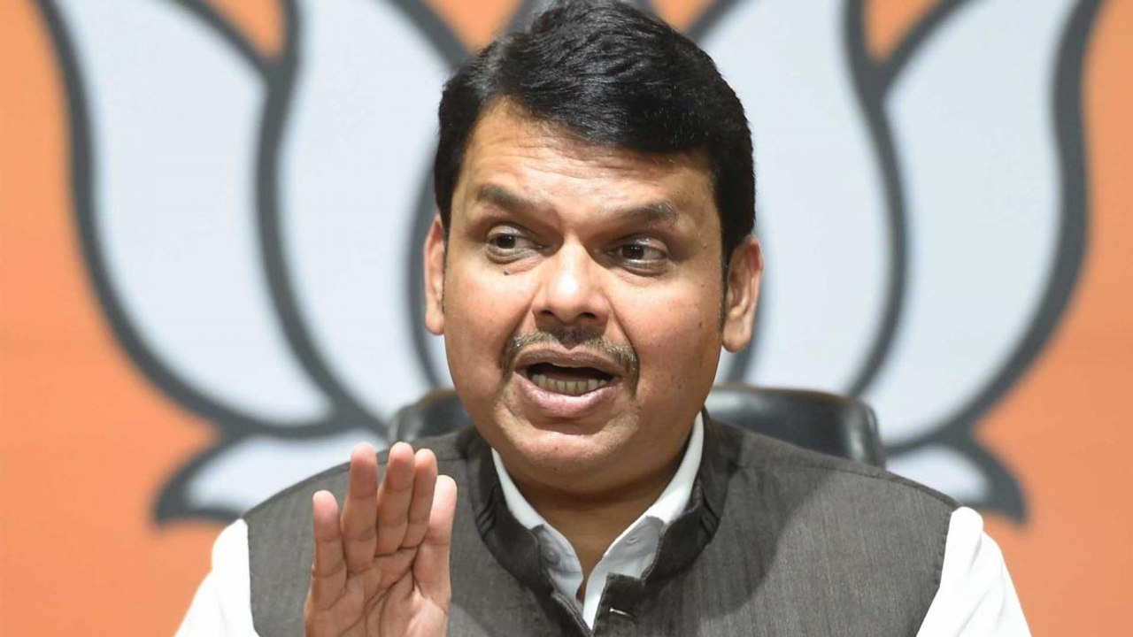 Fadnavis breaks silence on swearing in with Ajit Pawar