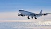 Un Airbus A340 se pose en Antarctique, une première historique critiquée sur les réseaux