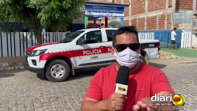 Em Pombal, homem invade escola, assalta funcionários e subtrai celulares e Joias de funcionários