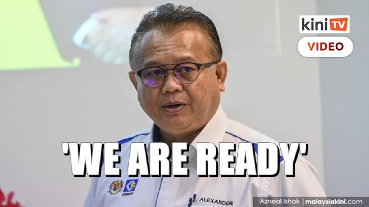 Minister warns traders against raising prices of goods