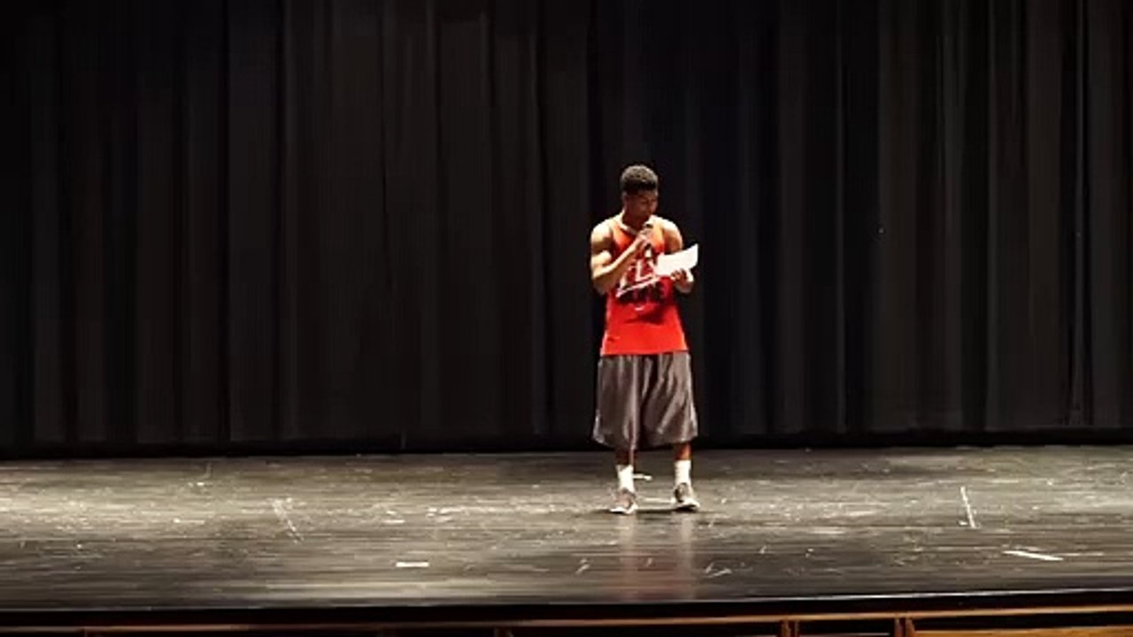 Zachary, 6 ans, danse sur Billie Jean