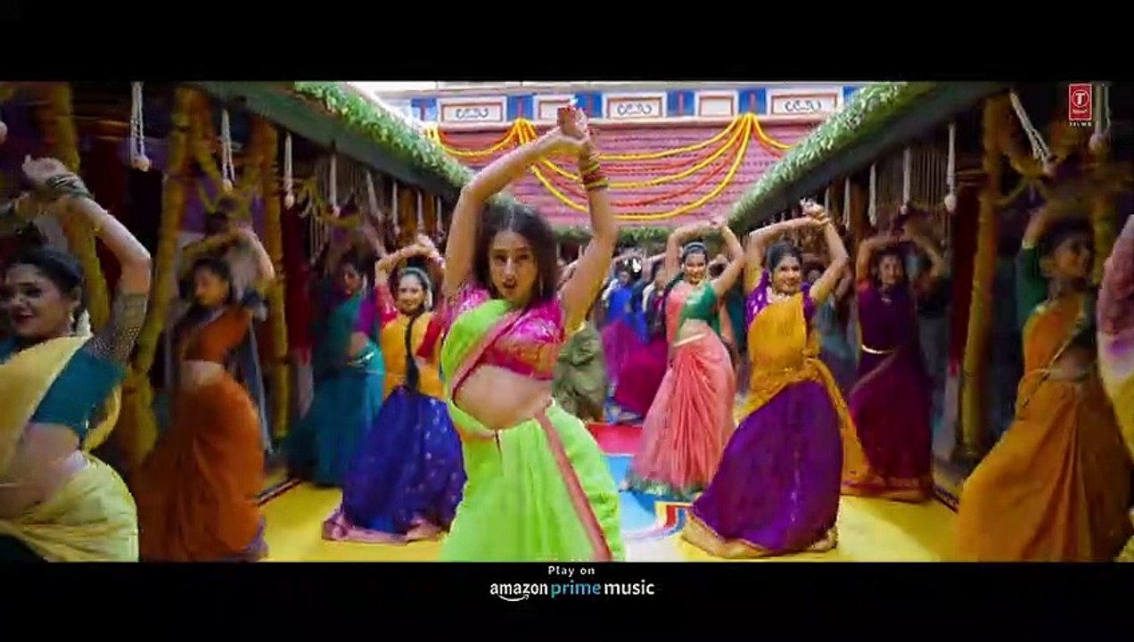 Atrangi Re_ Chaka Chak _ A R Rahman Akshay K,Sara A K, Dhanush, Shreya, Irshad _Aanand L R,Bhushan K