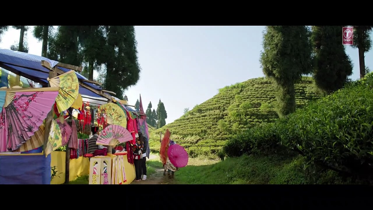 Kabhi Yaadon Mein (Full Video Song) Divya Khosla Kumar _ Arijit Singh, Palak Muchhal