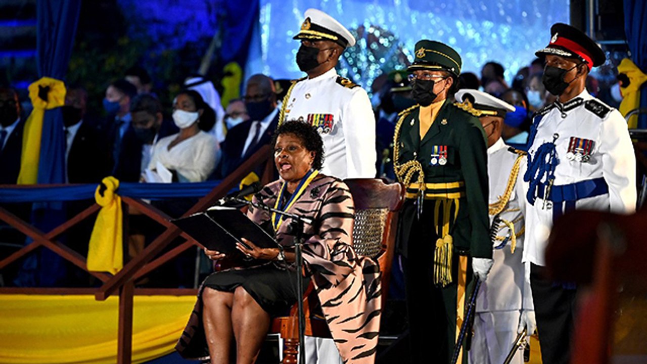 Barbados’ta 396 yıl sonra özgürlük… Cumhuriyet ilan edildi
