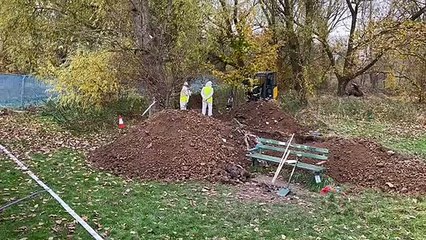 Police search for Sarah Benford's body