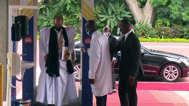 Le Président Ouattara reçoit les Lettres de créance de cinq nouveaux Ambassadeurs