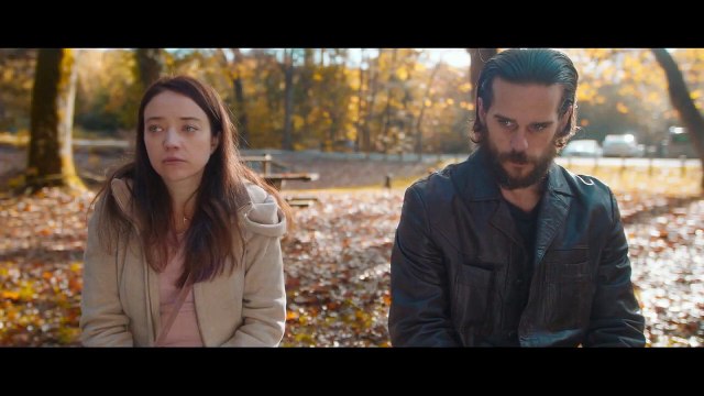 Hors du monde - Trailer