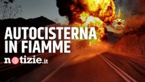 Spoleto, autocisterna piena di benzina in fiamme: chiusa la Flaminia