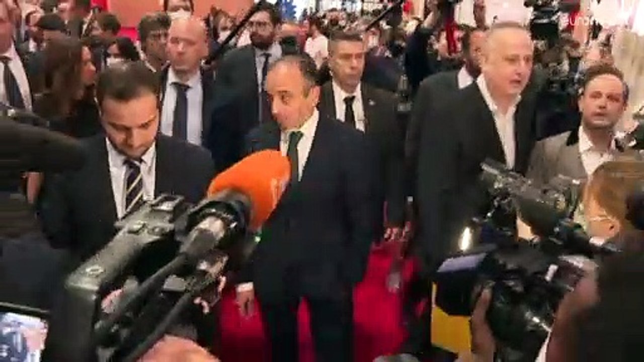 Il giornalista di estrema destra Eric Zemmour in corsa per l'Eliseo
