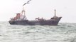 Kartal'da bir kuru yük gemisi yarısına kadar batarken diğeri iskeleye yaslandı (2)