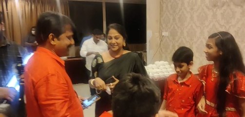 അപ്സരക്ക് ആശംസകളുമായി ചിപ്പി | Chippy At Apsara Ratnakaran Wedding | Oneindia Malayalam