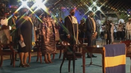 Barbados reemplaza a Isabel II como jefa de Estado y pasa a ser una república