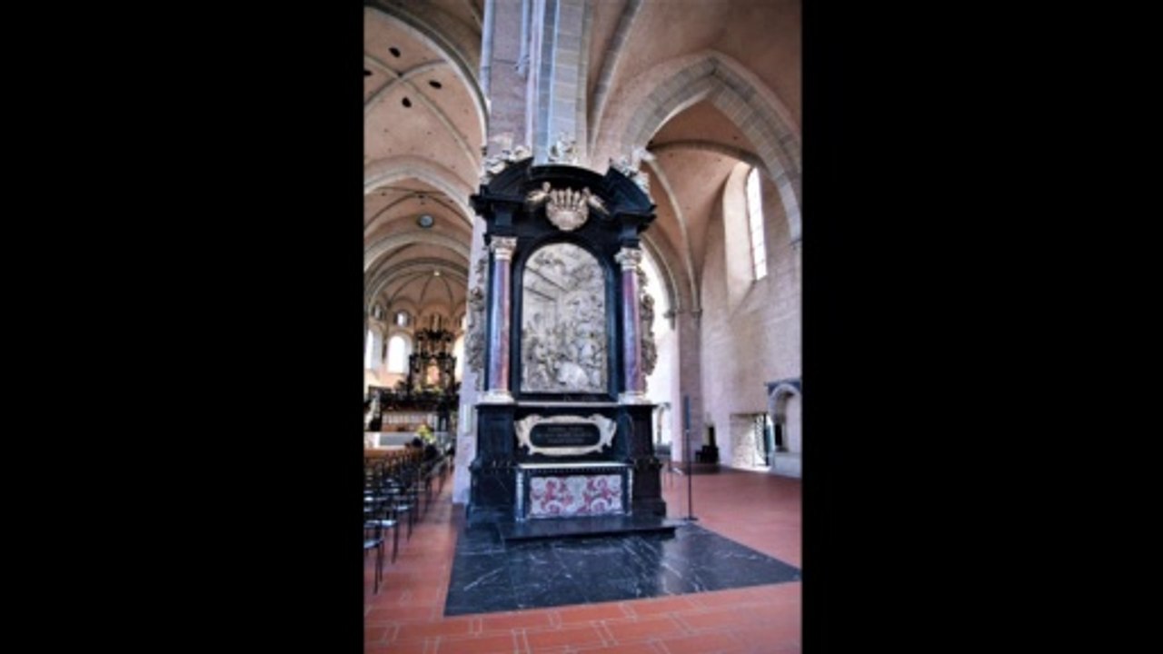 De Dom van Trier Slide show