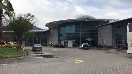 ZONGULDAK - Fırtınanın etkisiyle otobüs terminalinin asma tavanı çöktü