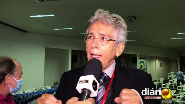 Ex-reitor da UFCG lamenta falta de respeito de Patos, minimiza crises em Sousa e diz que acertou ao escolher Cajazeiras para instalar curso de Medicina