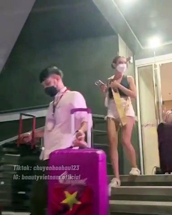 Thuỳ Tiên gặp chấn thương sau phần thi Trang phục Dân tộc