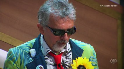 A participante é criticada pelo excesso de dulçor na sobremesa de mousse de manga, mousse de caju, tuile de rapadura e redução de cajuína