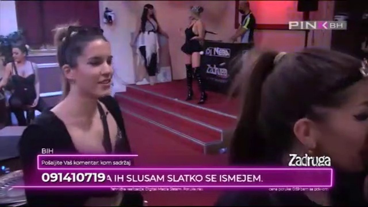 Maja  prevrnula sto, pa nasrnula na Cara  a on odlazi da vidi gdeje Dalila
