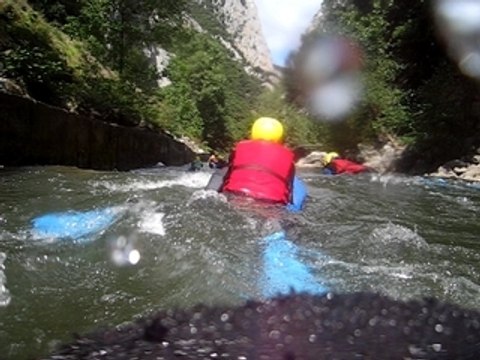 Hydrospeed dans les Pyrénées avec rocaqua.com