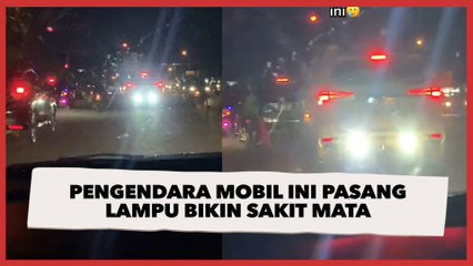 Pengendara Mobil Ini Pasang Lampu Bikin Sakit Mata, Banjir Hujatan Warganet