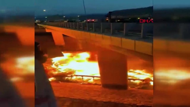 Köprüden düşen TIR, alev alev yandı: 2 ölü, 1 yaralı