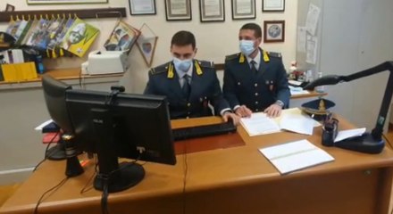 Télécharger la video: Palermo - Reddito Cittadinanza con familiare detenuto: denunciata una donna (01.12.21)