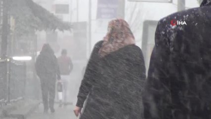 Kars'ta yoğun kar yağışı