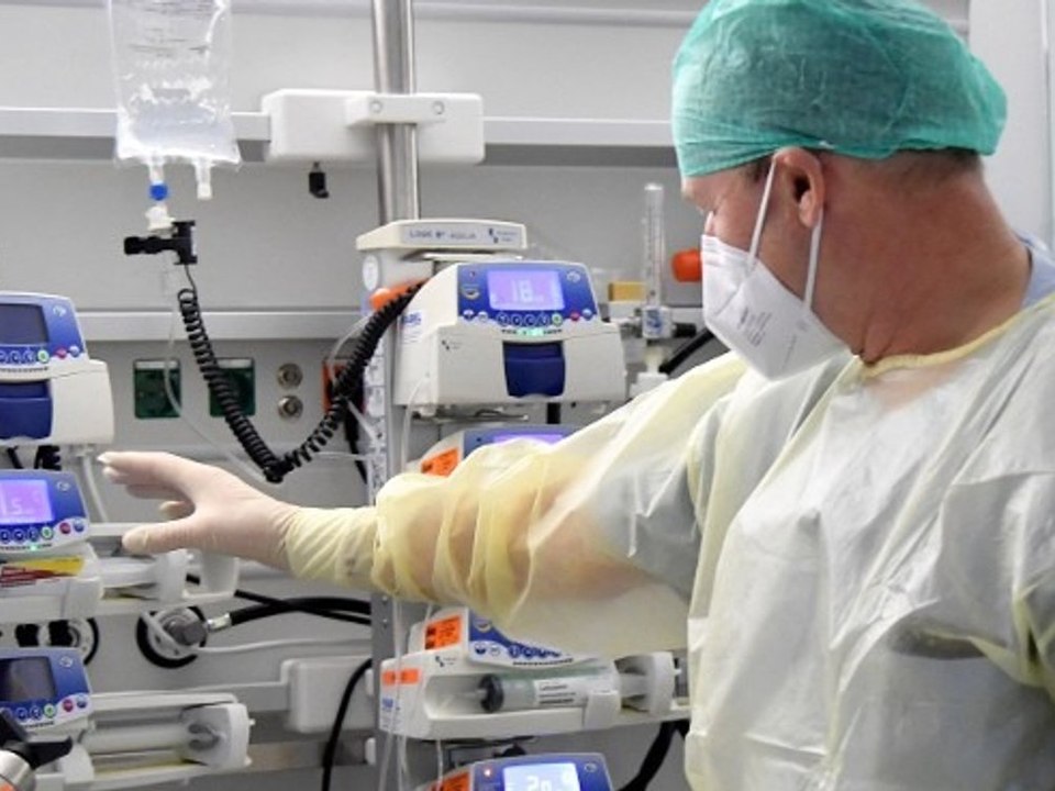Österreichs kliniken kollabieren: gesundheitsminister bestätigt triage