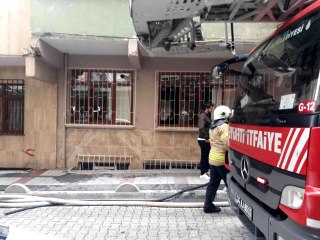 Son dakika haberi... Bağcılar'da korkutan yangın