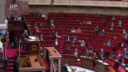 Christine Pirès-Beaune (Socialistes et apparentés) s'insurge contre le rejet de la mesure de suppression de la double-clause de conscience sur l'IVG - 30/12/2021