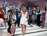 Rus Düğünü Balon Patlatma Oyunu - Kadın Domalıyor Arada Balonu Patlatıyorsun