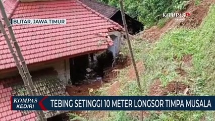 Tebing Setinggi 10 Meter Longsor dan Timpa Musala