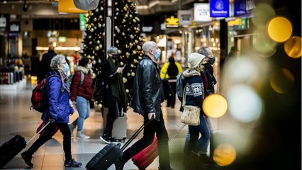 Géopolitique : pourquoi le variant découvert en Afrique du Sud se nomme-t-il "Omicron" ?