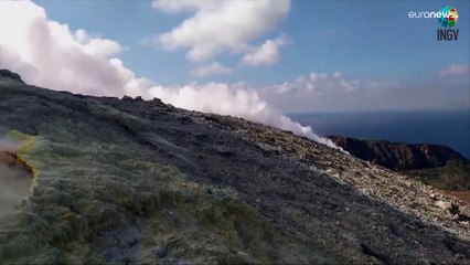 Eolie: il vulcano aumenta la sua attività, crescono le emissioni di gas
