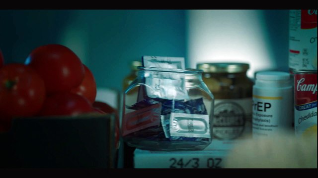 « Titanic », « Ghost »… Pour sensibiliser les jeunes, l’association Sidaction revisite des scènes de sexes cultes en y intégrant des préservatifs - VIDEO