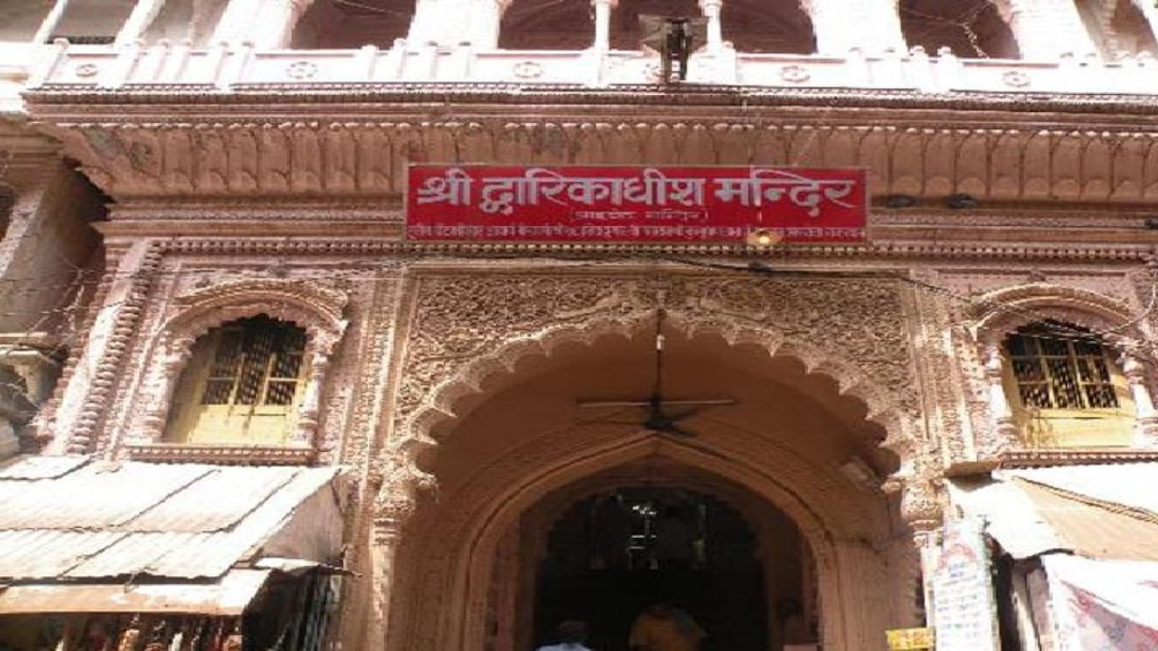 Will BJP be able to win UP polls through 'Mathura Card'?