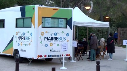 Martigues : le Mairiebus vaccine au pied des immeubles