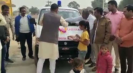 ठुकराणा पीएचसी को मिली 104 एंबुलेंस
