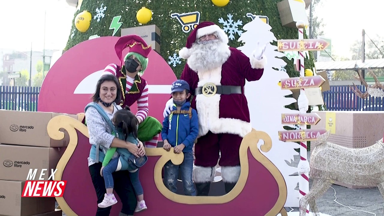SANTA CLAUS VISITÓ LA ESTACIÓN DEL TREN SUBURBANO BUENAVISTA PARA CONVIVIR CON CHICOS Y GRANDES