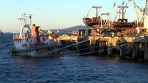 İstanbul’da lodos nedeniyle batan ve yan yatan gemiler iskeleye bağlandı