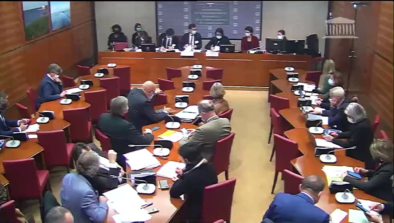 Commission du développement durable : M. Jean-Pierre Farandou, président-directeur général de la SNCF, sur le bilan de ses actions deux ans après sa prise de fonctions - Mercredi 1 décembre 2021