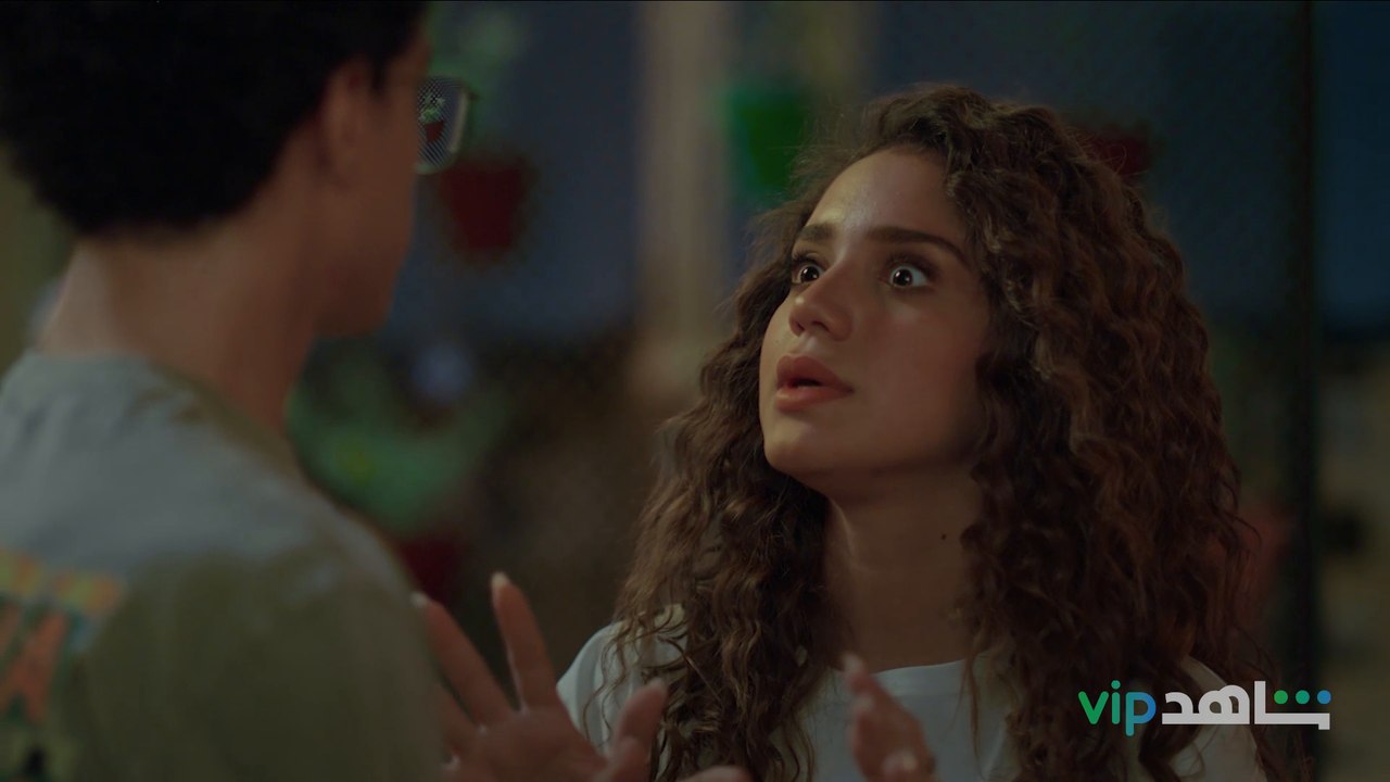  لما تحاول تضحكها بس تقفلها منك  هتموت من الضحك مع أول مشهد بين سارة وحسن  #موضوع_عائلي من أعمال شاهد الأصلية يعرض الآن على #ShahidVIP استمتع بخصم 50% مدى الحياة عند الانضمام لاشتراك شاهد VIP الشهري