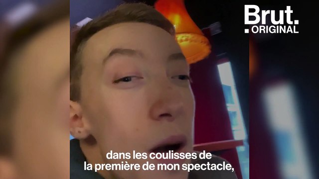 Toujours debout : Brut a suivi l'humoriste Quentin Ratieuville