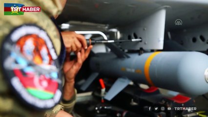 Azerbaycan'dan Bayraktar SİHA'larla tatbikat