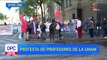 Profesores de la UNAM protestan en la Ciudad de México