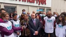 Cumhuriyet Gazetesi Genel Yayın Yönetmeni Aykut Küçükkaya işten çıkarılan meslektaşlarına destek