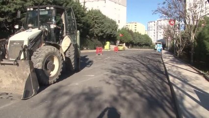 Beylikdüzü'nde vatandaşlar sürekli bozulan yollardan şikayetçi