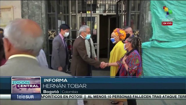 Exsenadora Piedad Córdoba presentó segundo informe sobre persecución ante Comisión de la Verdad